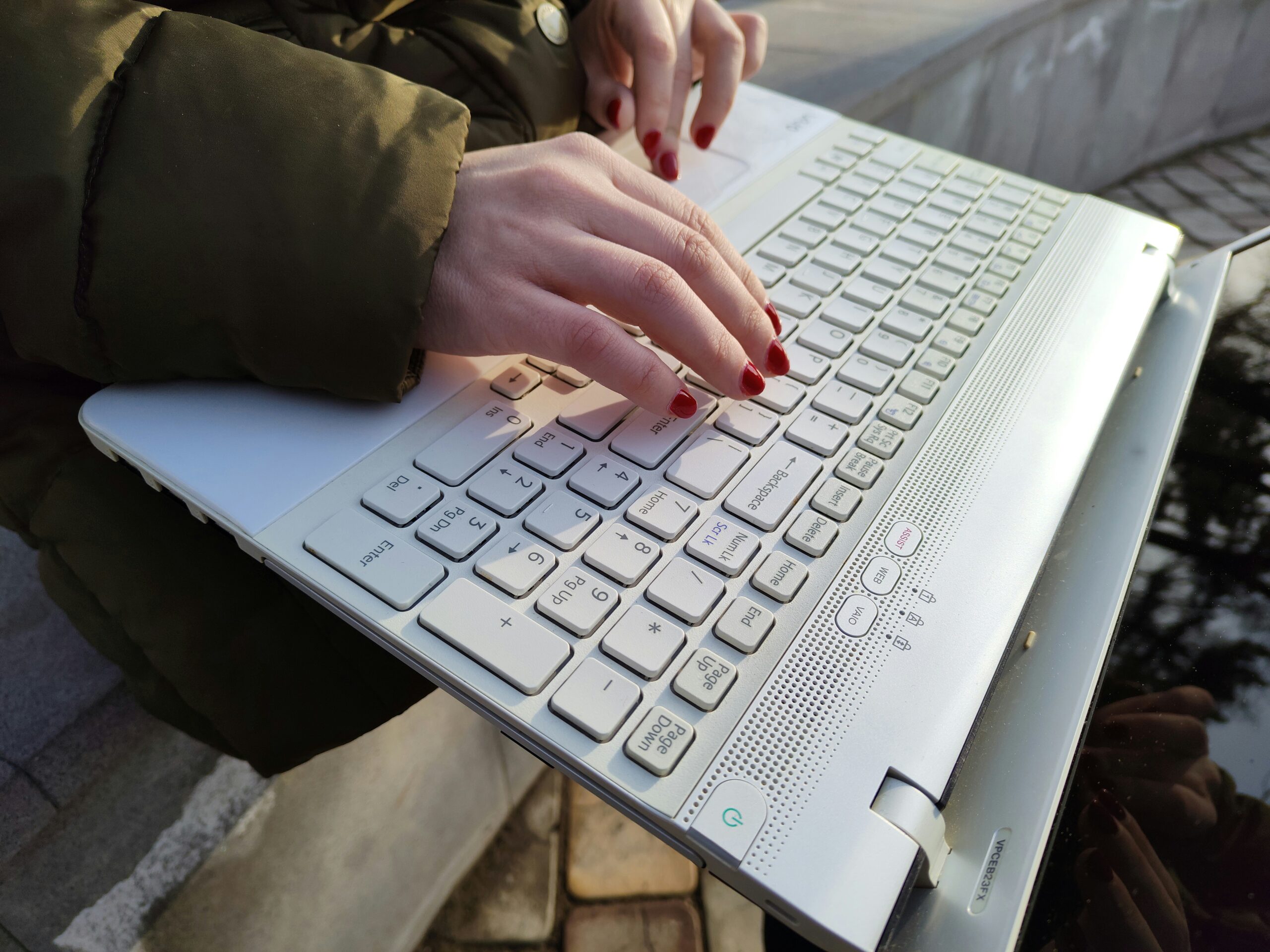 Cybersecurity Basics for Women: Passwords, Passkeys, Protection