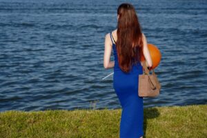 laptop stand tips for women - TechMae