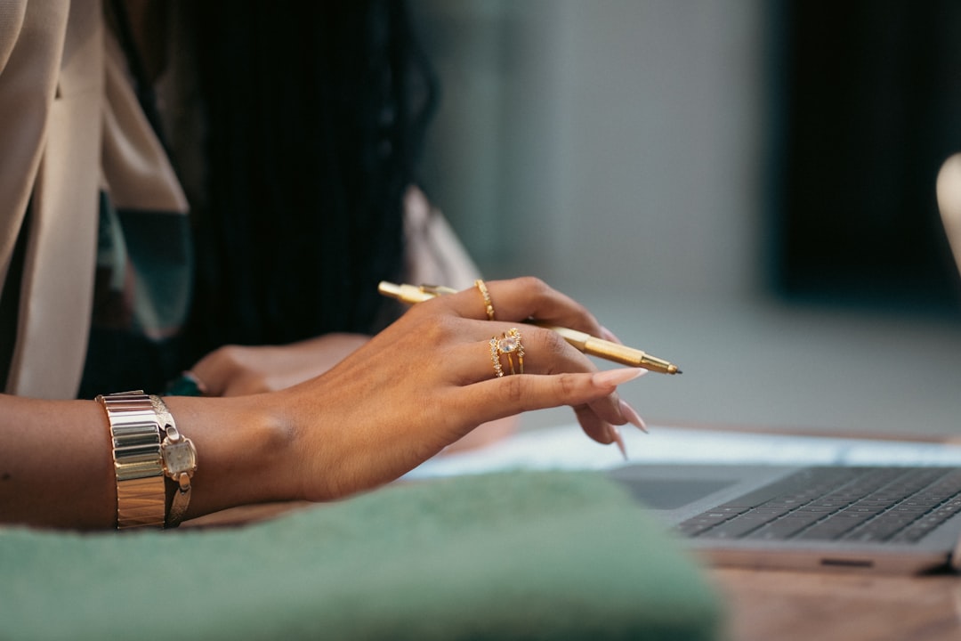 podcasts tips for women - TechMae