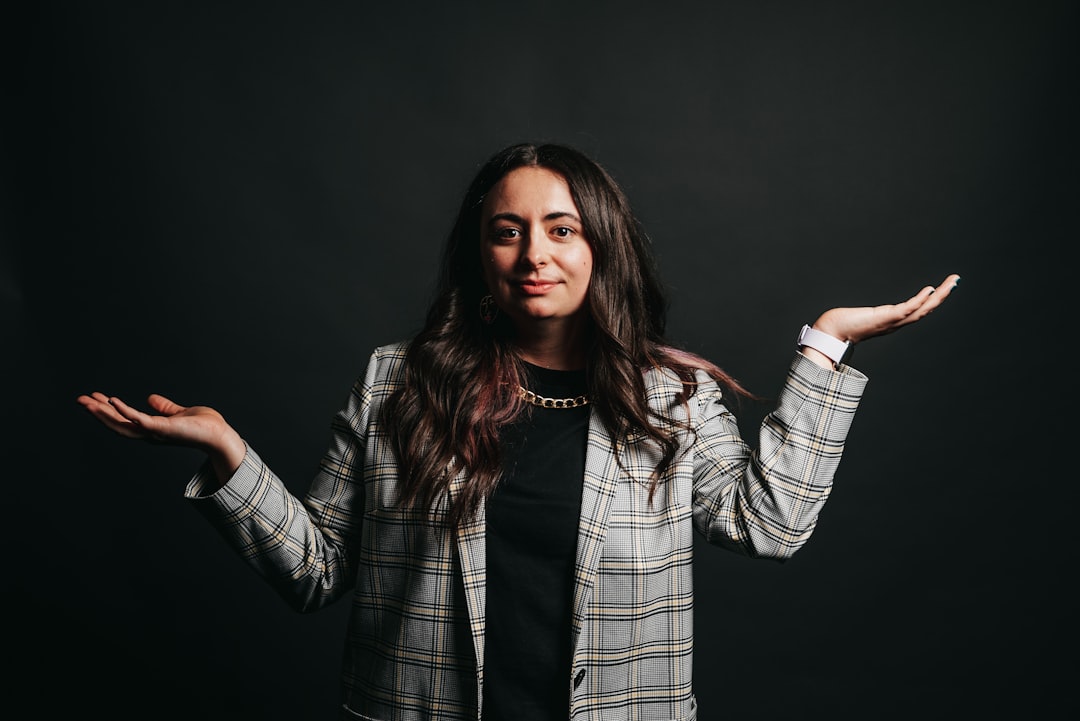 solo travel tips for women - TechMae
