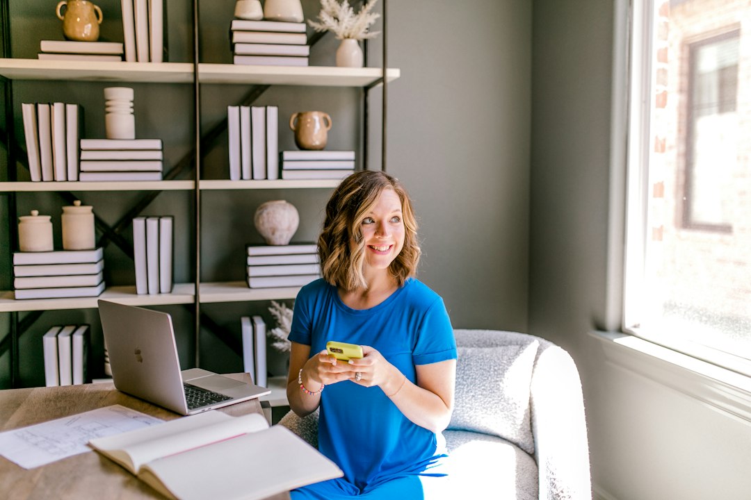 capsule wardrobe tips for women - TechMae