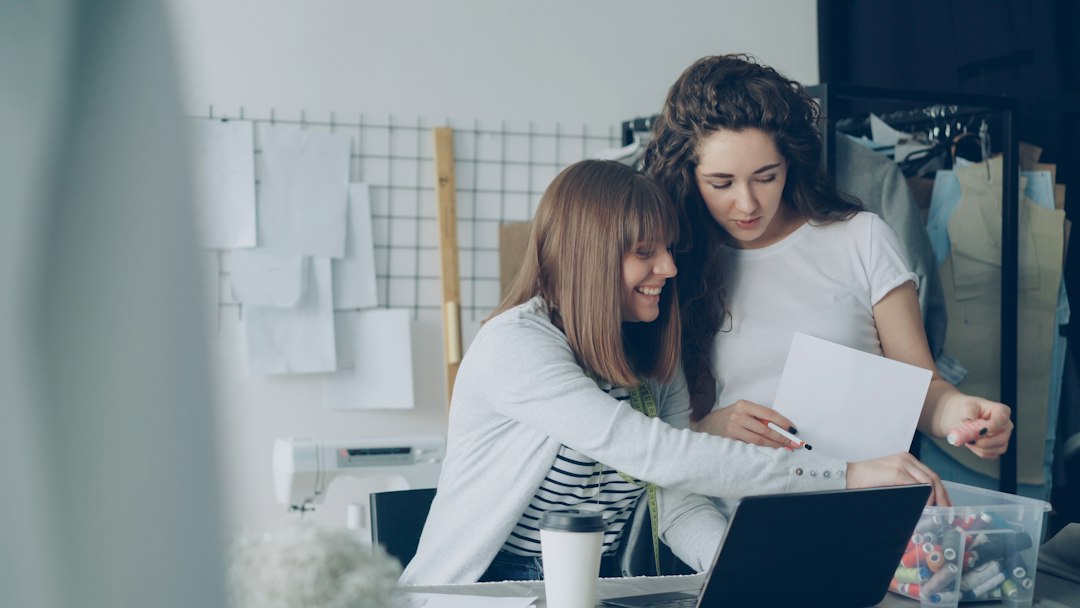 investing tips for women - TechMae
